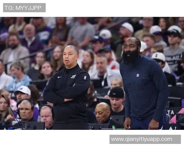 泰伦卢谈球队缺少比尔的重要性组织能力与投篮能力不可或缺 泰伦卢谈球队缺少比尔的重要性组织能力与投篮能力不可或缺