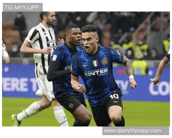 米兰发布意大利超级杯海报迈尼昂莫德里奇拉比奥特齐亮相