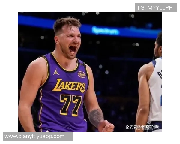 里夫斯盛赞东契奇为最爱队友东契奇幽默回应称其太幼稚不喜欢