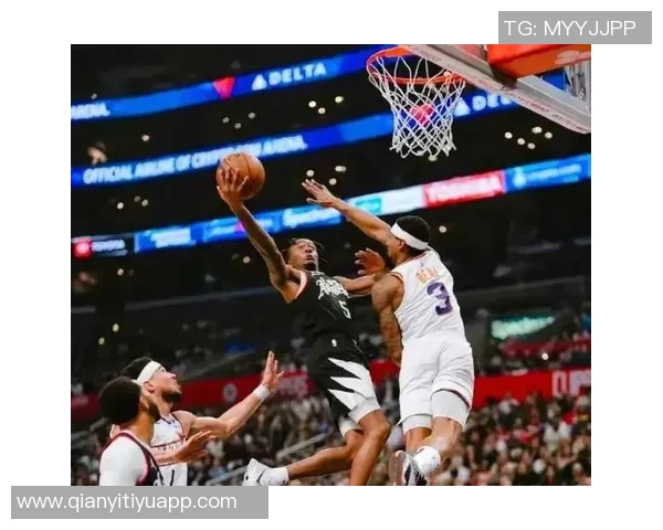 海兰德表现出色7投4中三分球3记贡献11分1篮板2抢断值得期待 海兰德表现出色7投4中三分球3记贡献11分1篮板2抢断值得期待