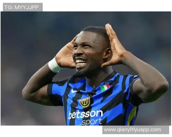 图拉姆因大腿伤缺席一个月后周四重返训练场状态回暖 图拉姆因大腿伤缺席一个月后周四重返训练场状态回暖