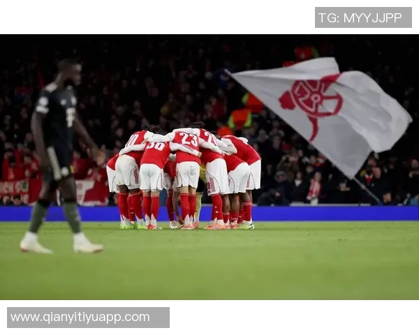 备战欧冠之路拜仁全队合练格纳布里基米希状态回暖